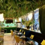 Флористическое оформление потолка из искусственных растений, 35 кв.м., ArtRamus бутик и кафе